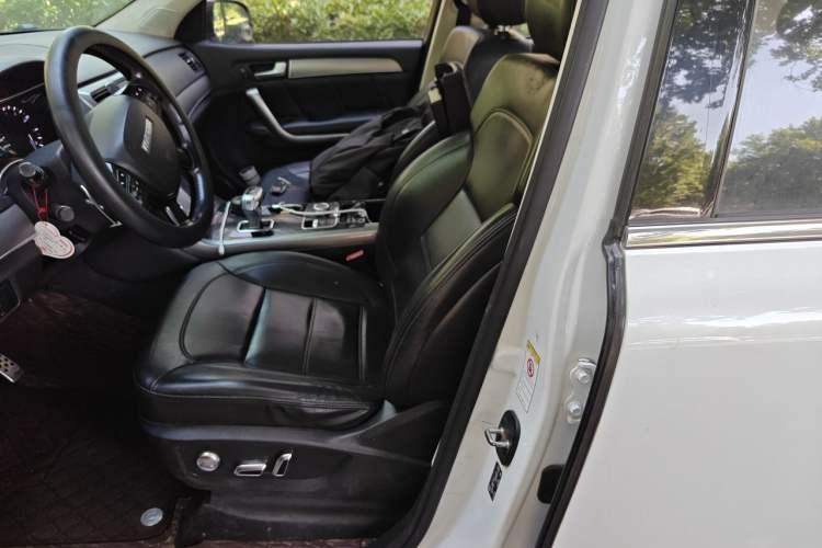 Used Haval H8 2017 2.0T Gasoline Two-Wheel Drive Enjoyment Version Left Front Seat