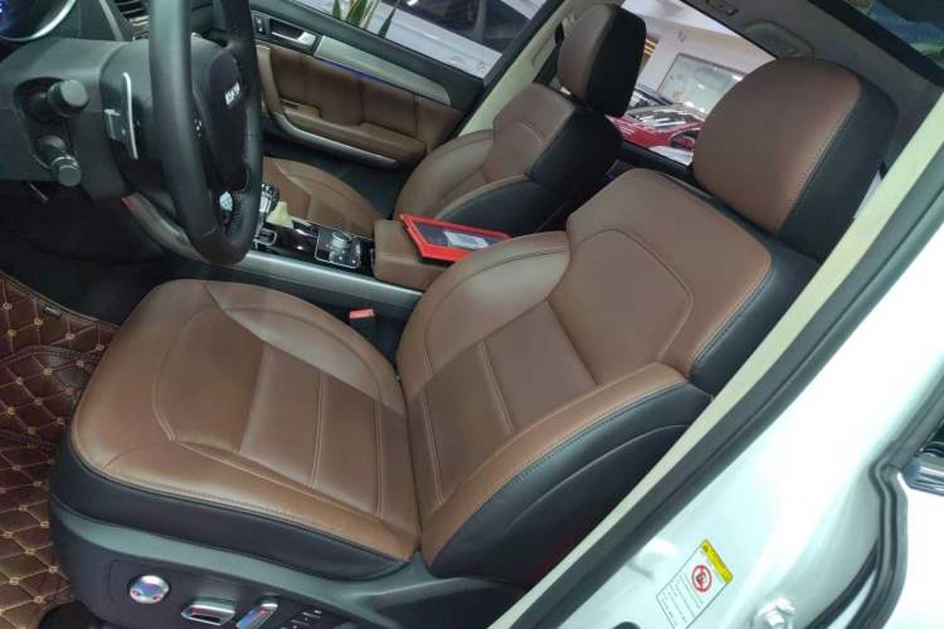 Used Haval H8 2017 2.0T Diesel Two-Wheel Drive Smart Edition Left Front Seat