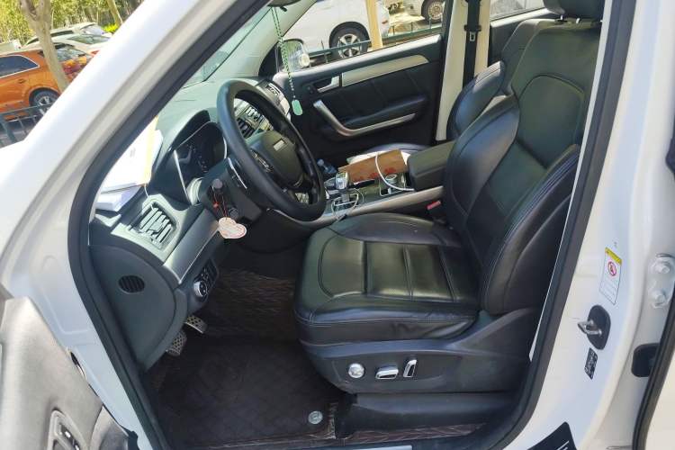 Used Haval H8 2017 2.0T Gasoline Two-Wheel Drive Enjoyment Version Left Front Seat
