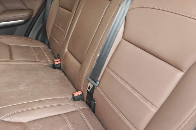 Used Haval H8 2017 2.0T Gasoline 4x4 Smart Enjoyment Version Left Rear Seat