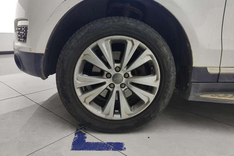 Used Haval H8 2017 2.0T Gasoline Two-Wheel Drive Smart Edition Left Rear Wheel Hub
