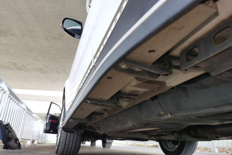 Used Haval H8 2017 2.0T Gasoline 4x4 Enjoyment Model Left Side Sill
