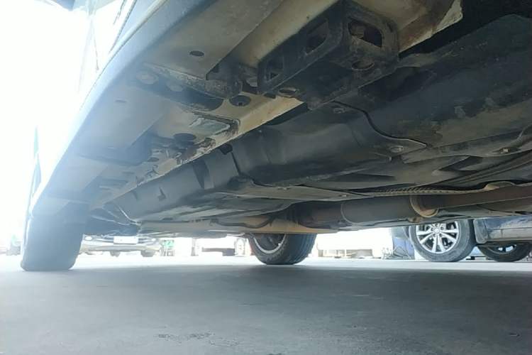 Used Haval H8 2017 2.0T Gasoline Two-Wheel Drive Enjoyment Version Left Side Sill