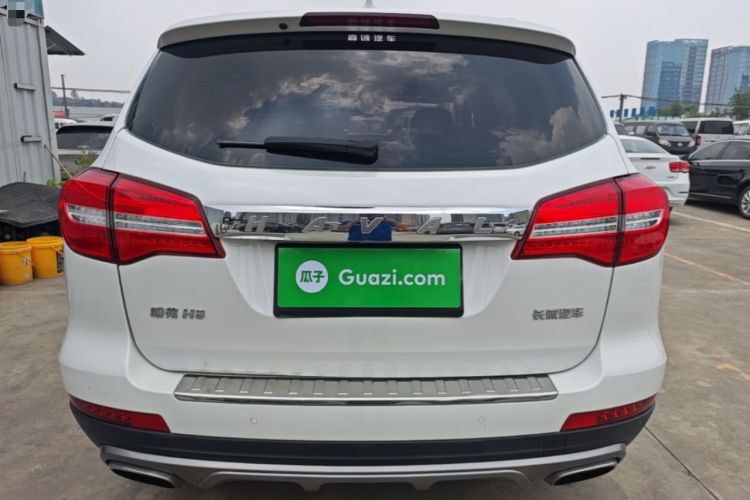 Used Haval H8 2017 2.0T Gasoline Two-Wheel Drive Smart Edition Rear