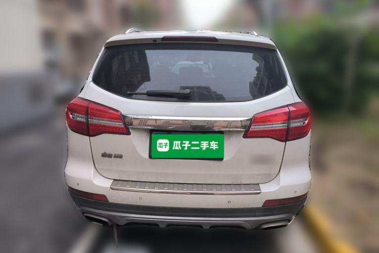 Used Haval H8 2017 2.0T Gasoline Two-Wheel Drive Smart Edition Rear