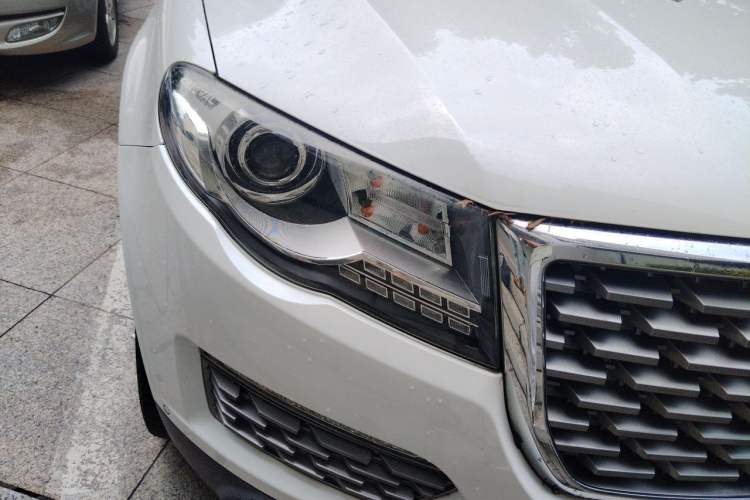 Used Haval H8 2017 2.0T Gasoline 4x4 Smart Enjoyment Version Right Front Headlight