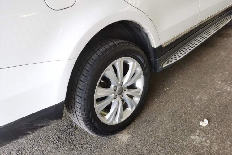 Used Haval H8 2017 2.0T Gasoline 4x4 Enjoyment Model Right Rear Wheel Hub