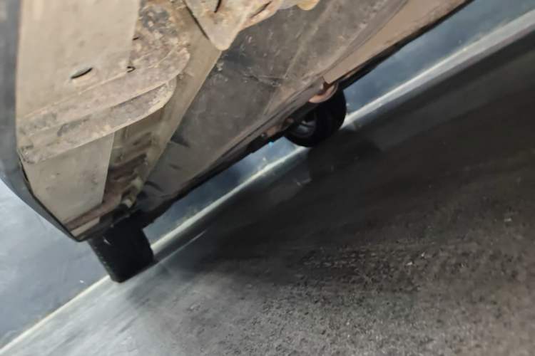Used Haval H8 2017 2.0T Gasoline 4x4 Enjoyment Model Right Side Sill