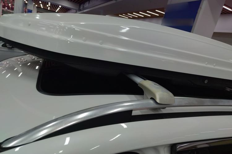 Used Haval H8 2017 2.0T Diesel Two-Wheel Drive Smart Edition Roof