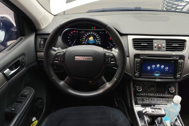 Used Haval H8 2017 2.0T Gasoline 4x4 Smart Enjoyment Version Steering Wheel