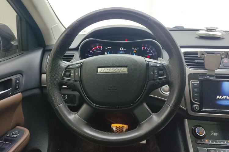 Used Haval H8 2017 2.0T Gasoline Two-Wheel Drive Smart Edition Steering Wheel