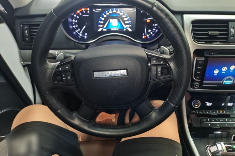 Used Haval H8 2017 2.0T Gasoline 4x4 Enjoyment Model Steering Wheel