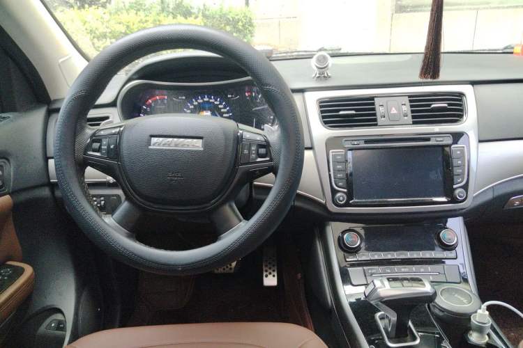 Used Haval H8 2017 2.0T Gasoline 4x4 Smart Enjoyment Version Steering Wheel