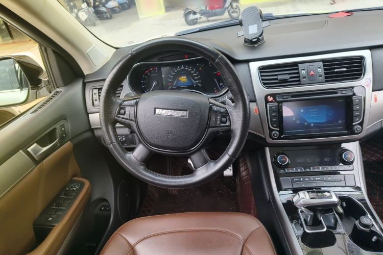 Used Haval H8 2017 2.0T Gasoline 4x4 Smart Enjoyment Version Steering Wheel