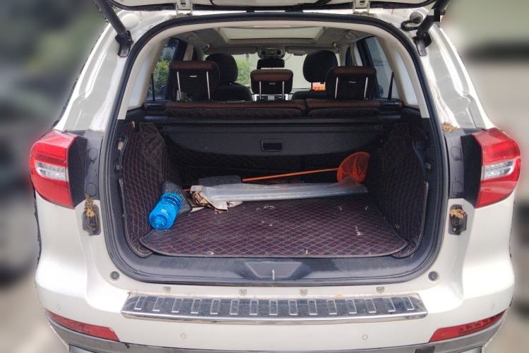 Used Haval H8 2017 2.0T Gasoline 4x4 Smart Enjoyment Version Trunk