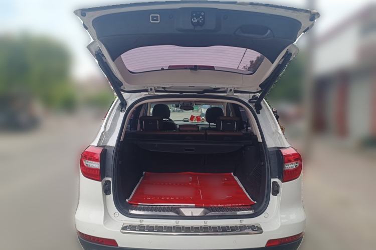Used Haval H8 2017 2.0T Gasoline Two-Wheel Drive Smart Edition Trunk
