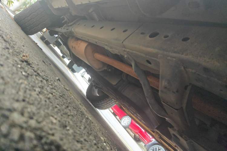 Used Haval H9 2015 2.0T Four-Wheel Drive Luxury 7-Seater Chassis Front Right