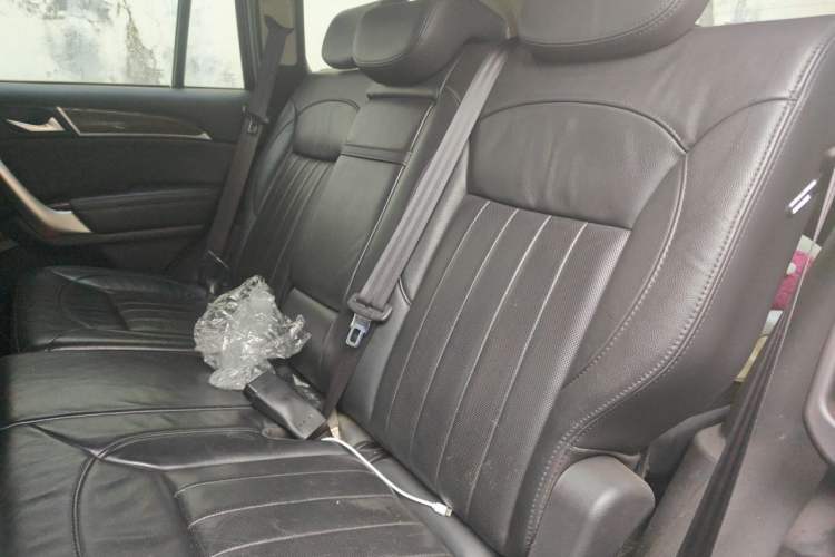 Used Haval H9 2015 2.0T Four-Wheel Drive Luxury 7-Seater Left Rear Seat
