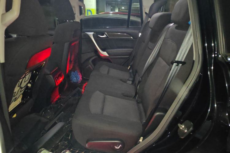 Used Haval H9 2015 2.0T Four-Wheel Drive Standard Model 7 Seats Left Rear Seat