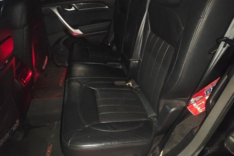 Used Haval H9 2015 2.0T Four-Wheel Drive Luxury 7-Seater Left Rear Seat