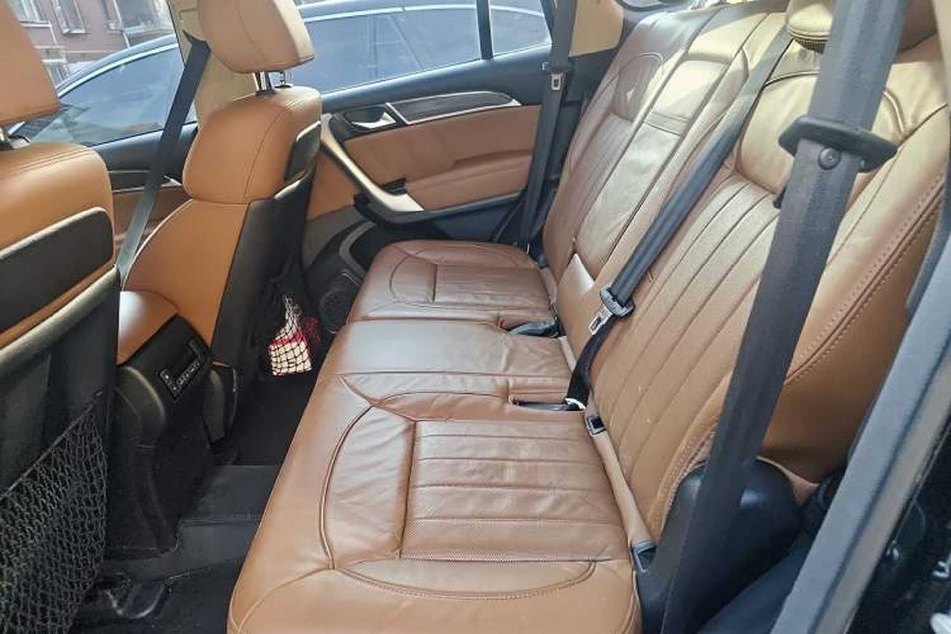 Used Haval H9 2015 2.0T Four-Wheel Drive Luxury 7-Seater Left Rear Seat
