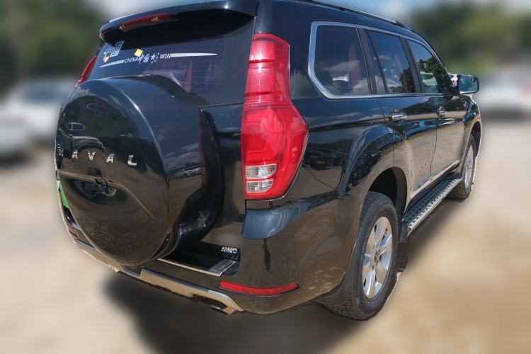 Used Haval H9 2015 2.0T Four-Wheel Drive Luxury 7-Seater Rear Right 45 Deg