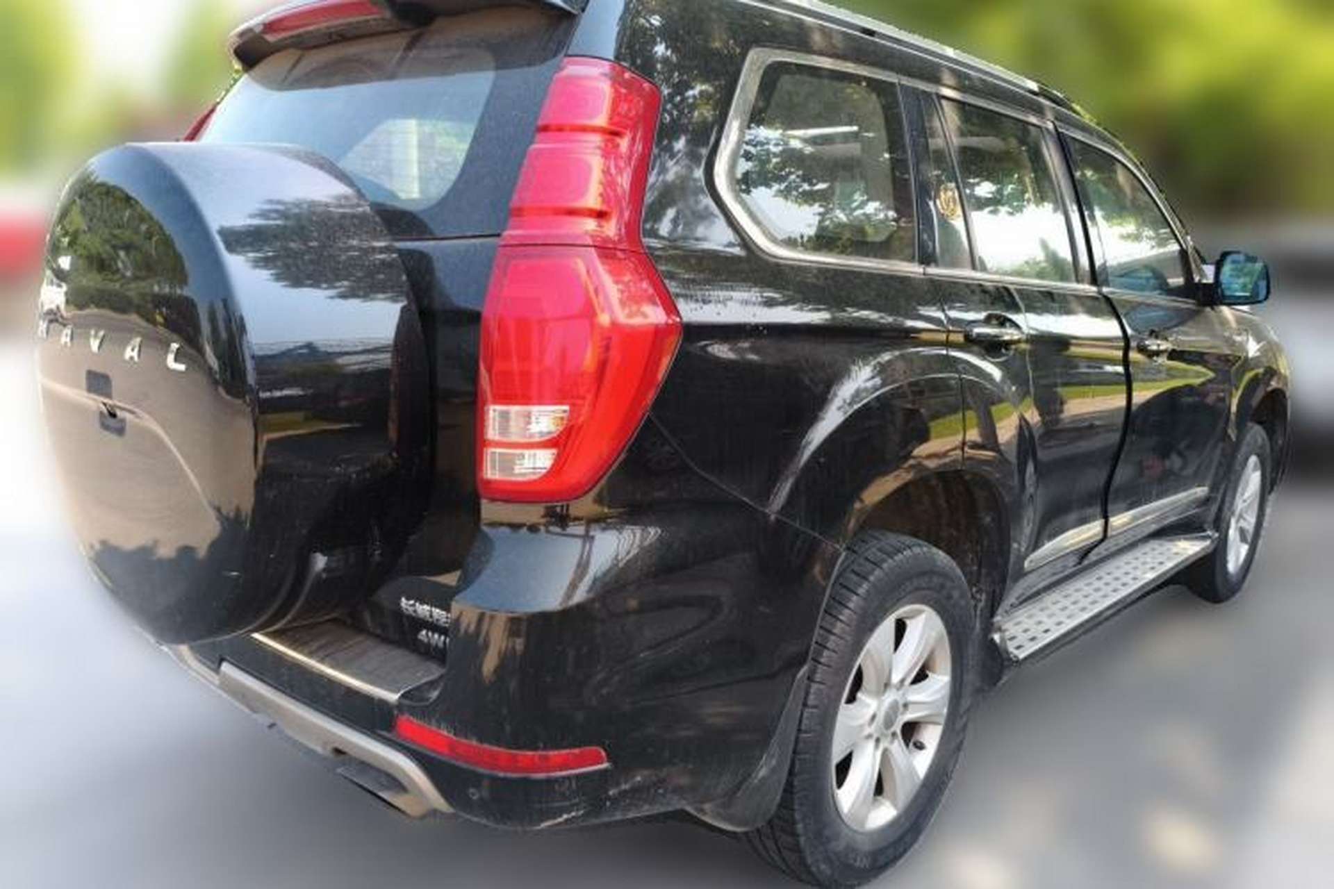 Used Haval H9 2015 2.0T Four-Wheel Drive Luxury 7-Seater Rear Right 45 Deg