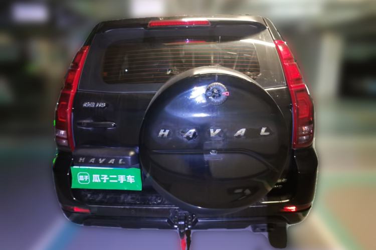 Used Haval H9 2015 2.0T Four-Wheel Drive Luxury 7-Seater Rear