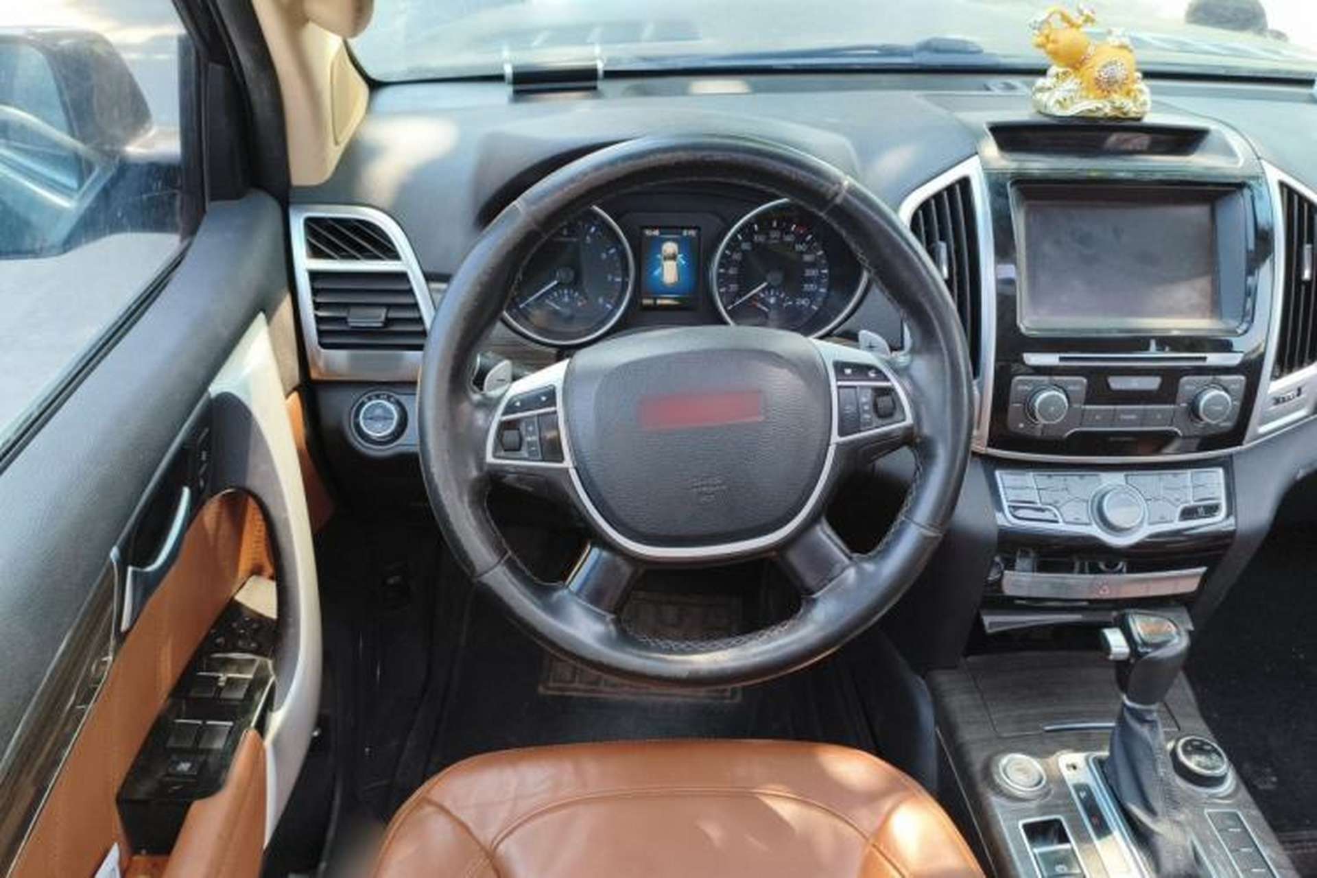 Used Haval H9 2015 2.0T Four-Wheel Drive Luxury 7-Seater Steering Wheel