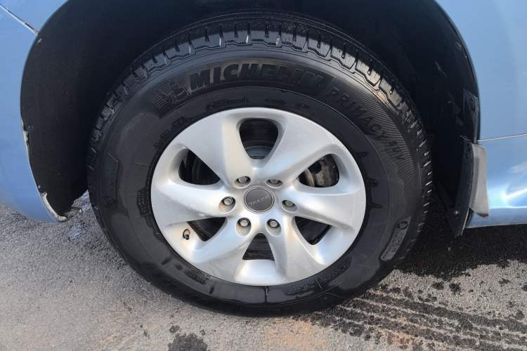 Used Haval H9 2015 2.0T Four-Wheel Drive Standard Model 7 Seats Exterior 4