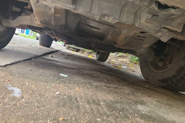Used Haval H9 2015 2.0T Four-Wheel Drive Standard Model 7 Seats Chassis Front