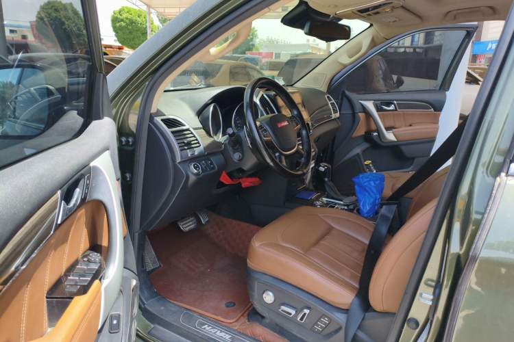 Used Haval H9 2015 2.0T Four-Wheel Drive Luxury 7-Seater Driver Seat