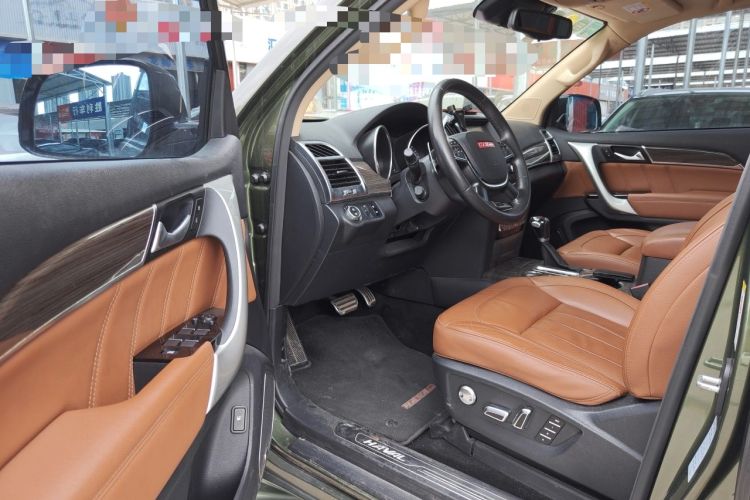 Used Haval H9 2015 2.0T Four-Wheel Drive Luxury 7-Seater Driver Seat
