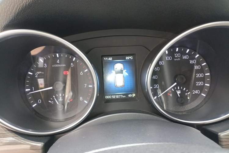 Used Haval H9 2015 2.0T Four-Wheel Drive Standard Model 7 Seats Instrument Cluster