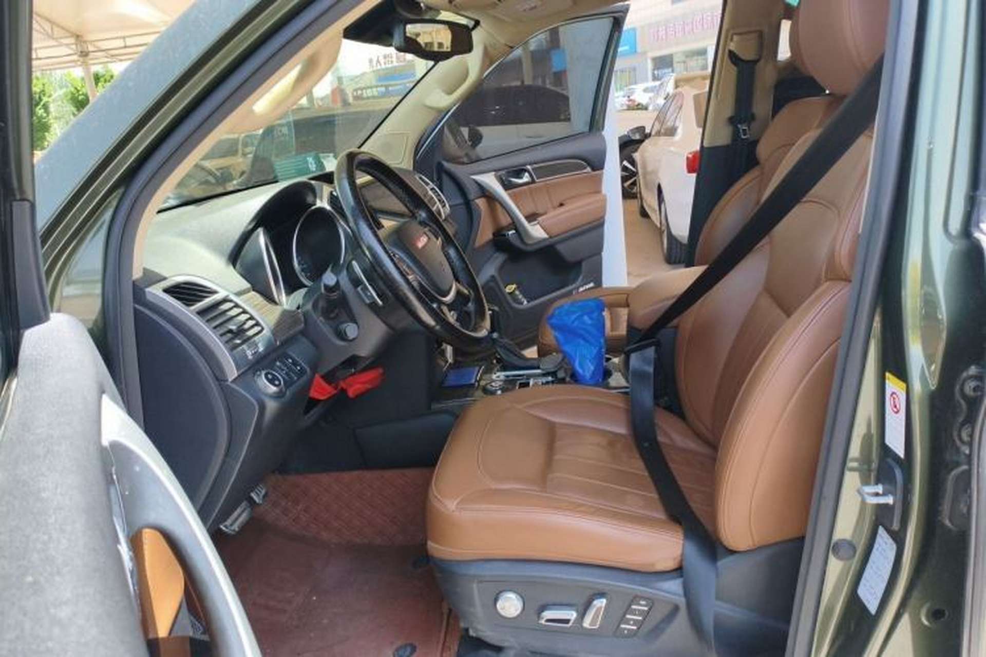 Used Haval H9 2015 2.0T Four-Wheel Drive Luxury 7-Seater Left Front Seat