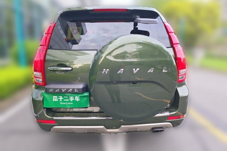 Used Haval H9 2015 2.0T Four-Wheel Drive Luxury Model 5 Seats Rear