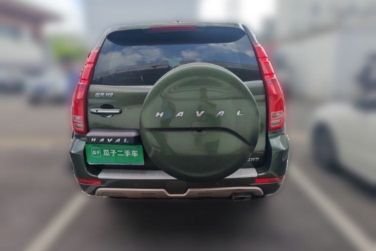 Used Haval H9 2015 2.0T Four-Wheel Drive Luxury 7-Seater Rear