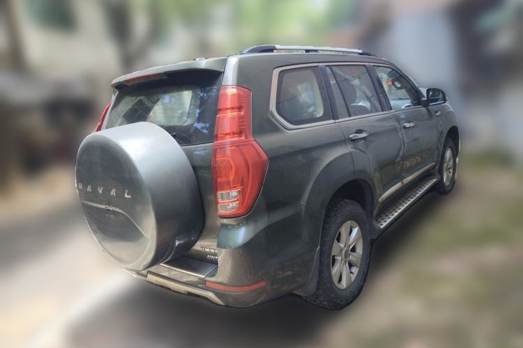 Used Haval H9 2015 2.0T Four-Wheel Drive Luxury 7-Seater Rear Right 45 Deg