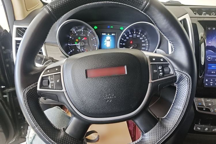 Used Haval H9 2015 2.0T Four-Wheel Drive Luxury 7-Seater Steering Wheel
