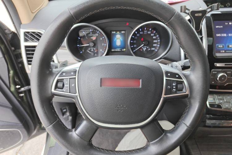 Used Haval H9 2015 2.0T Four-Wheel Drive Luxury 7-Seater Steering Wheel