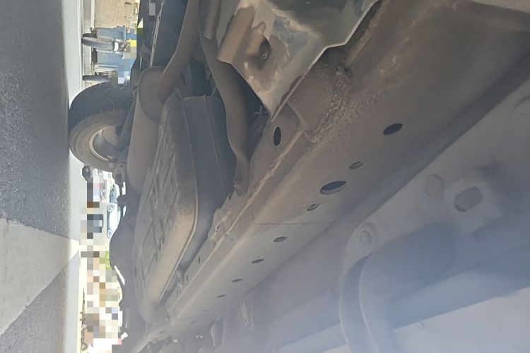 Used Haval H9 2015 2.0T Four-Wheel Drive Luxury 7-Seater Chassis Front Left