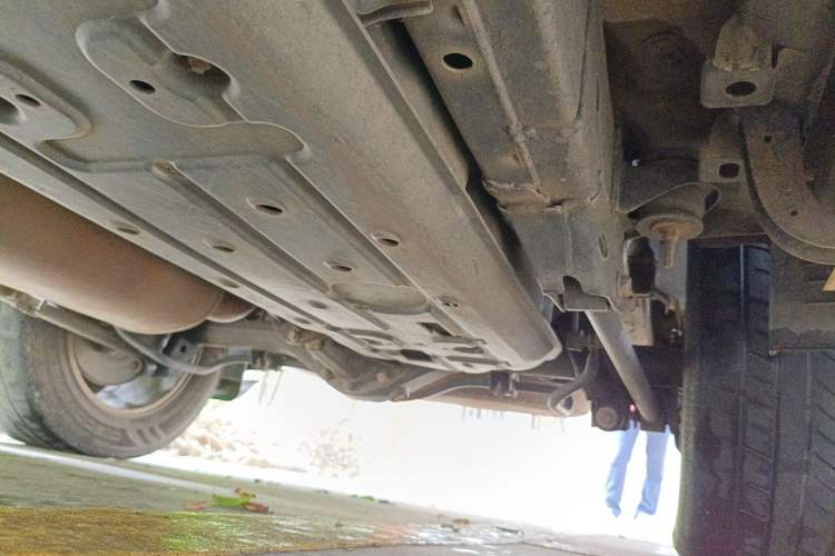 Used Haval H9 2015 2.0T Four-Wheel Drive Luxury 7-Seater Chassis Rear Left