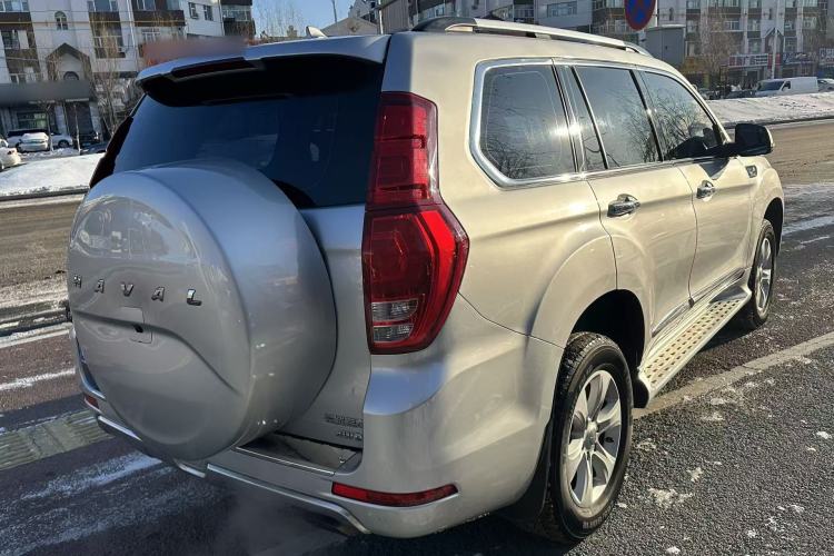 Used Haval H9 2015 2.0T Four-Wheel Drive Luxury 7-Seater Exterior 4