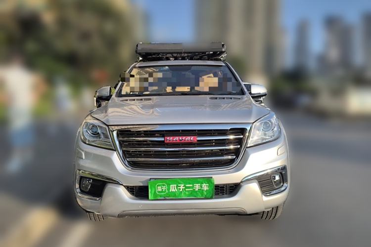 Used Haval H9 2015 2.0T Four-Wheel Drive Luxury 7-Seater Front