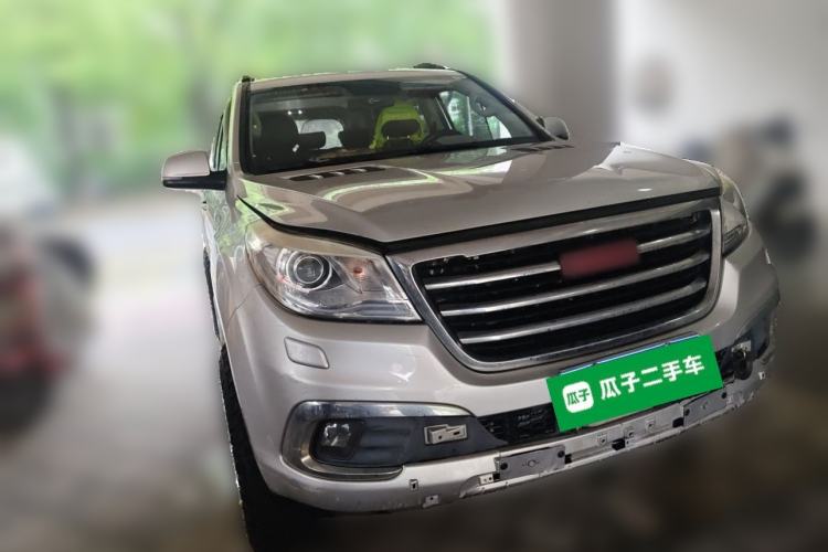 Used Haval H9 2015 2.0T Four-Wheel Drive Luxury 7-Seater Front Right 45 Deg