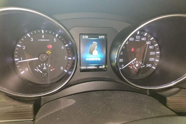 Used Haval H9 2015 2.0T Four-Wheel Drive Luxury 7-Seater Instrument Cluster