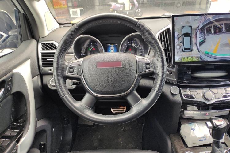 Used Haval H9 2015 2.0T Four-Wheel Drive Luxury 7-Seater Steering Wheel