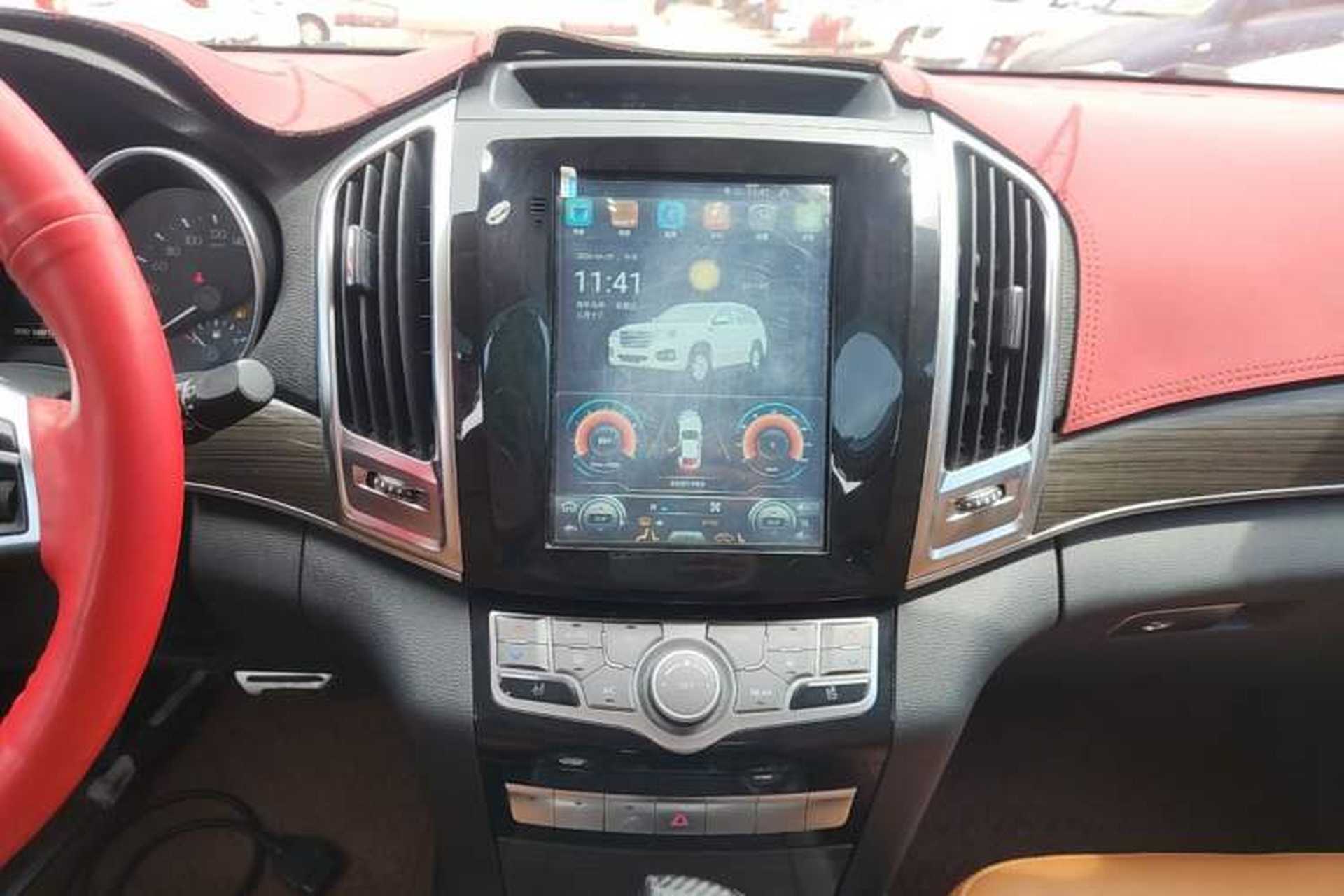Used Haval H9 2015 2.0T Four-Wheel Drive Luxury 7-Seater Audio And AC Panel