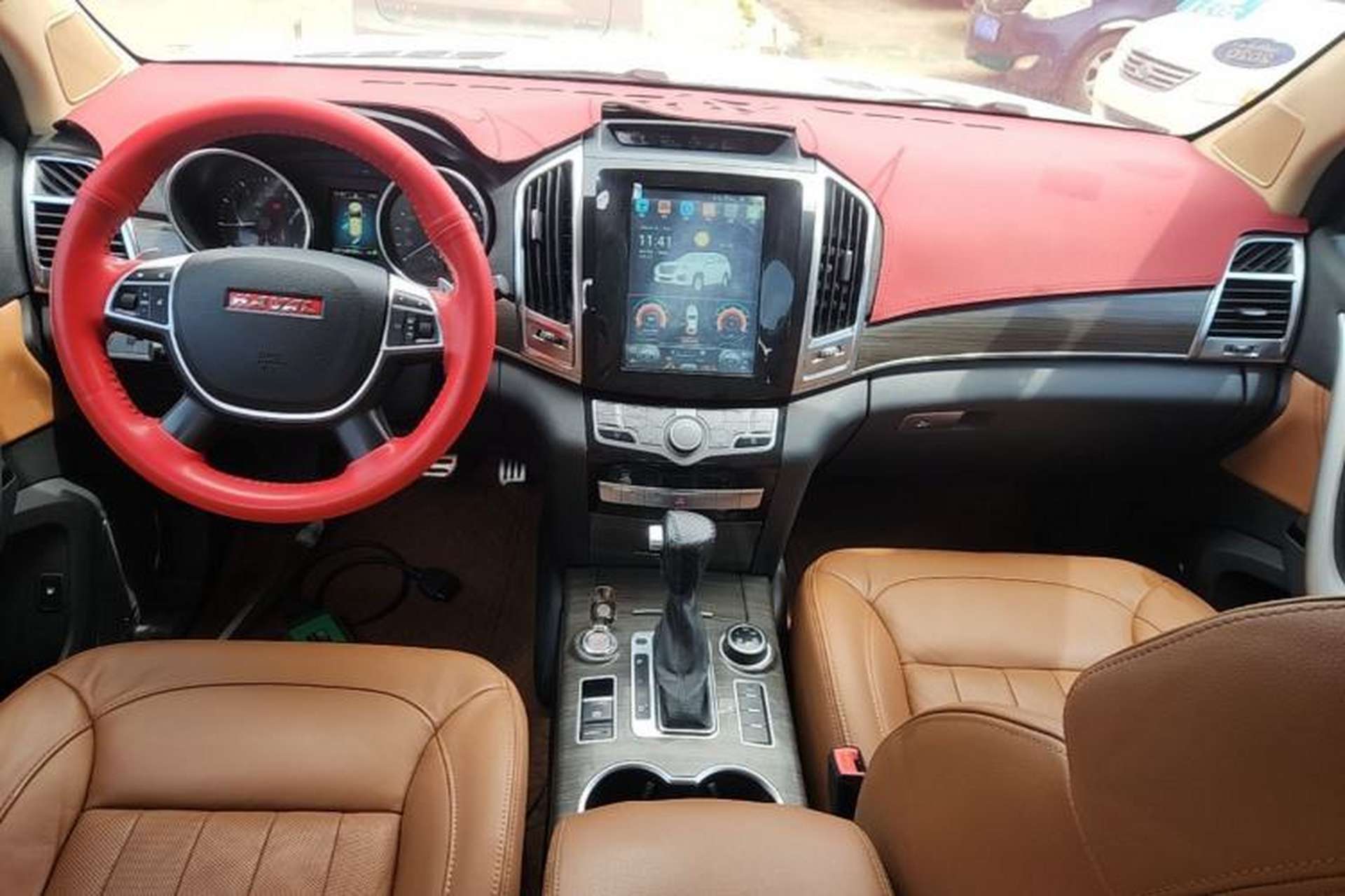 Used Haval H9 2015 2.0T Four-Wheel Drive Luxury 7-Seater Center Console