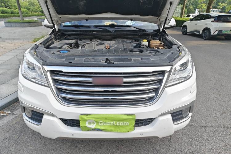 Used Haval H9 2015 2.0T Four-Wheel Drive Luxury 7-Seater Engine Bay